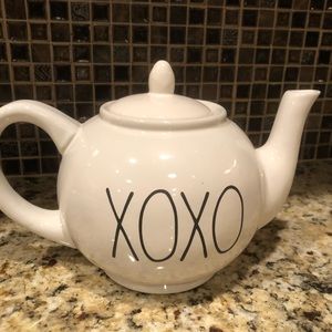 Rae Dunn Teapot